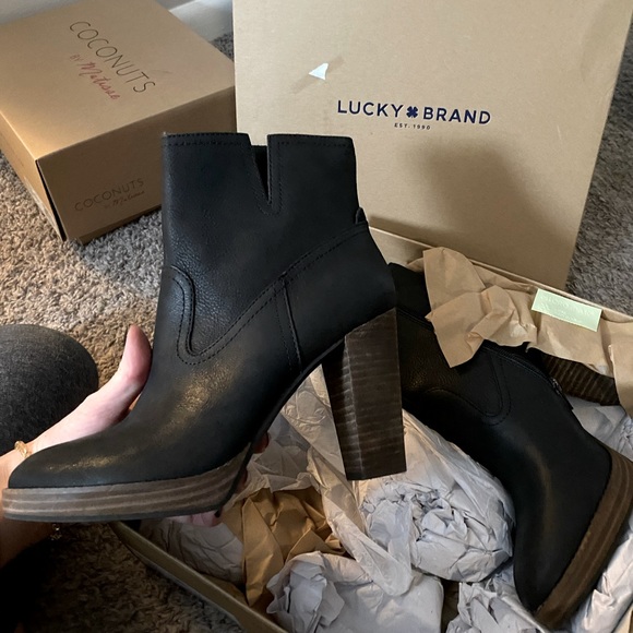 Lucky Brand Women's Quintei Leather Platform Stacked Heel Bootie - Picture 2 of 8